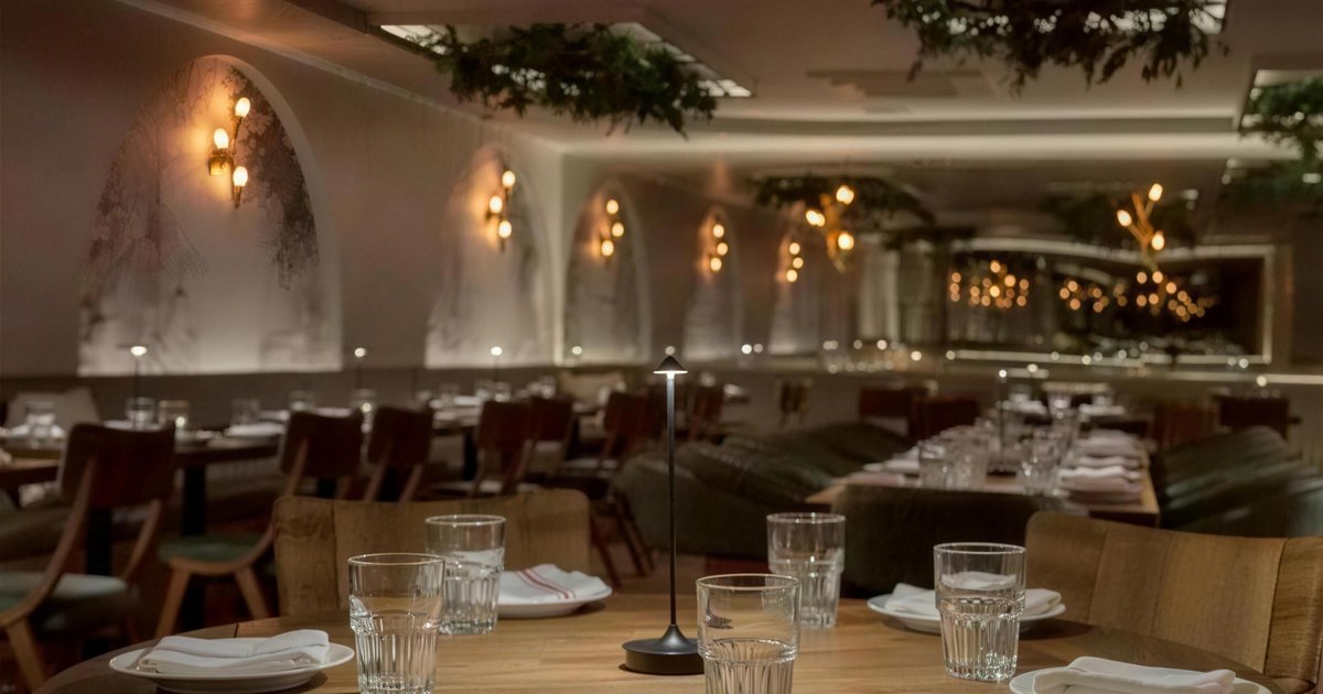 Anémi: George Kalosis Brought His Own Modern Greece to Astoria